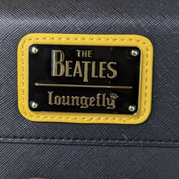 Loungefly Beatles "Yellow Submarine" Crossbody Bag - Picture 5 of 6